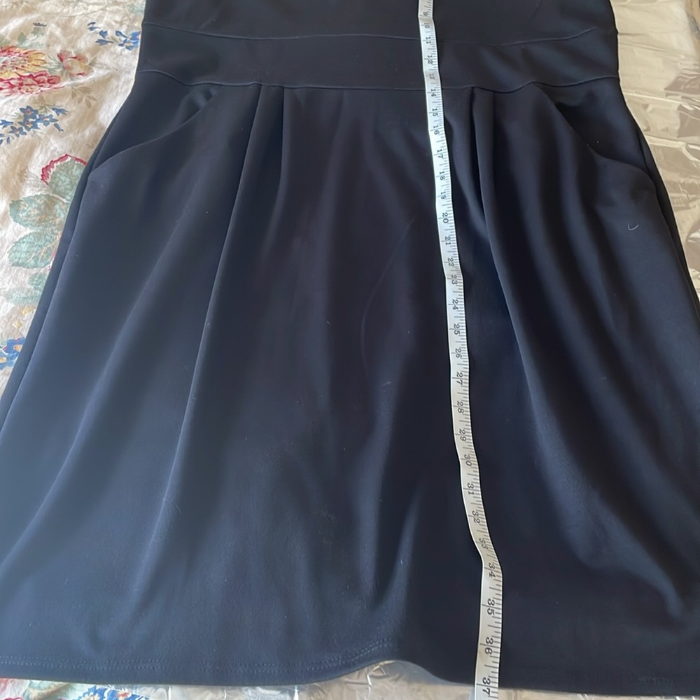 Tiana B. XL Black Dress Short Sleeve Scoop Neck with two front pockets - Picture 7 of 11